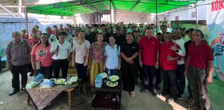 Temui Relawan KREN di Menjalin, Cornelis Pertegas Posisi Karolin-Erani di Pilkada Landak