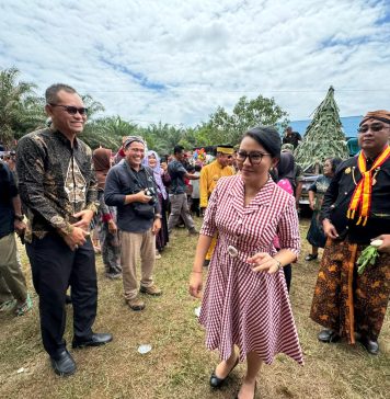Karolin Apresiasi Festival Budaya Grebek Suro Paguyuban Jawa Landak