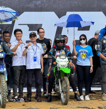 Karolin Ikut Jajal Sirkuit Juang Pada Pembukaan Kejurprov Grasatrack