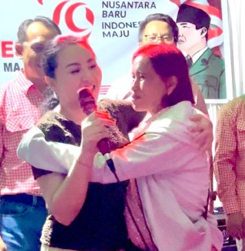 Bantu Warga Untuk Sehat, Karolin Peroleh Apresiasi Dari Rakyat