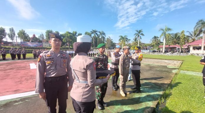 Siap Amankan Pilkada, Polres Landak Gelar Apel Ops Pol Mantap Praja Kapuas 2024