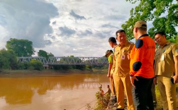 Gutmen Intruksikan BPBD Sigap Bantu Warga Terdampak Banjir