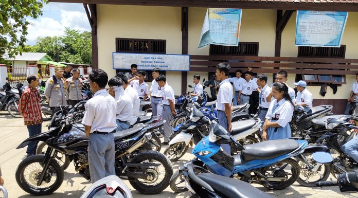 Polisi Edukasi Pelajar Larangan Penggunaan Knalpot Brong