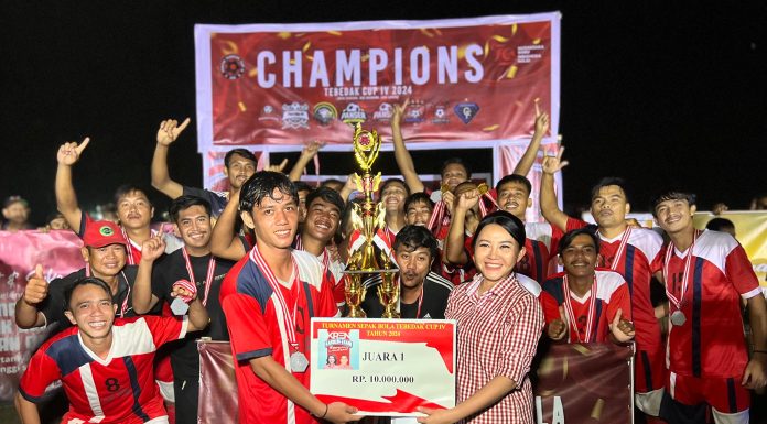 Tutup Turnamen Tebedak Cup IV, Karolin Ajak Masyarakat Sukseskan Pilkada Landak
