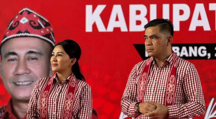 Survei Indo Barometer Elektabilitas Karolin-Erani Unggul di Pilkada Landak