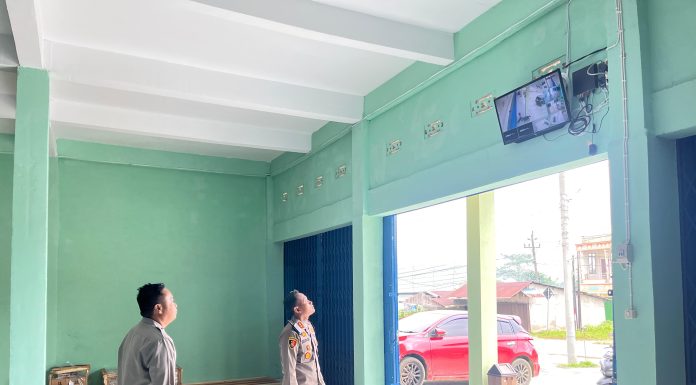 Kapolres Landak Tinjau Gudang Logistik KPU