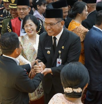 Gutmen Sampaikan Ucapan Selamat Atas Pelantikan 40 Anggota DPRD Landak