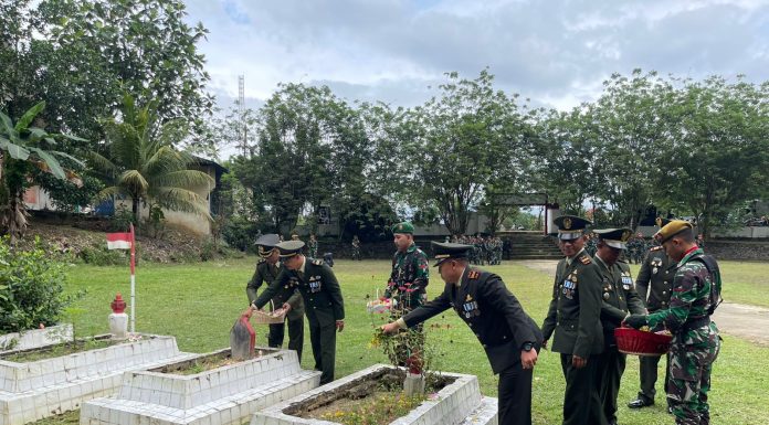 Kodim 1210/LDK Laksanakan Ziarah Ke Makam Pahlawan Ngabang