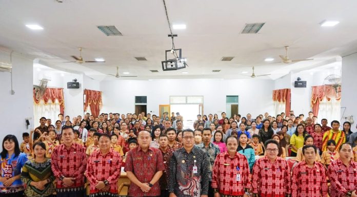 Gutmen Buka Pelatihan Berhitung Dengan Metode Gasing Bagi Siswa dan Guru