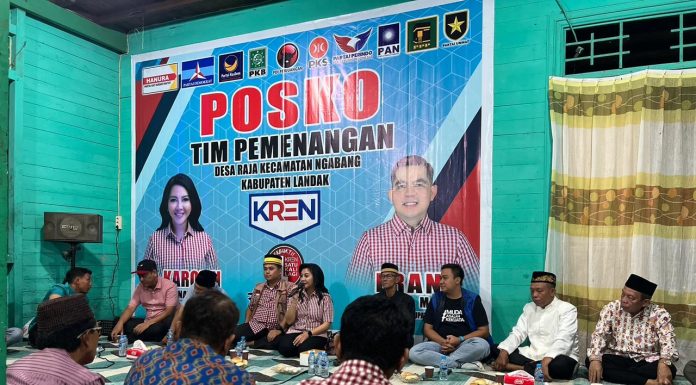 Karolin Serahkan SK Tim Pemenangan KREN Desa Raja