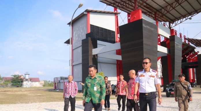 Tinjau Progres Venue MTQ ke-32 Tingkat Provinsi Kalbar, Pj. Bupati Landak Pastikan Selesai Diakhir November