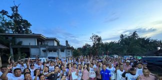 Kampanyekan Karolin-Erani di Sebangki, Yulius Aho: Masyarakat Sebangki Kompak Menangkan KREN