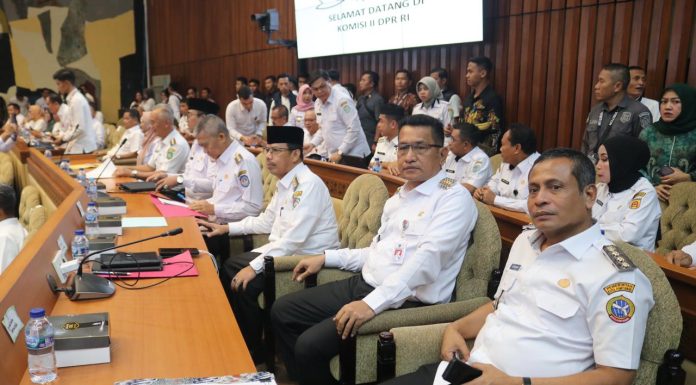 Gutmen Ikuti Rapat Kerja Bersama DPR RI Bahas Pilkada 2024