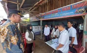 Pj. Bupati Landak Pastikan Pemungutan Suara Disejumlah TPS Berjalan Aman