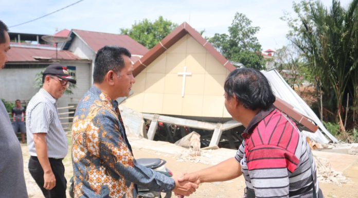 Pj. Bupati Landak Tinjau Lokasi Bangunan Gereja Bethel Tabernakel Ambruk di Dengoan