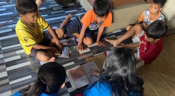 Program KKM Universitas PGRI Pontianak Kembali Bawa Semangat Baru Bagi Anak di Desa Paloan