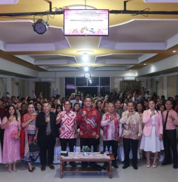 Gutmen Hadiri Perayaan Natal GKTI Ngabang