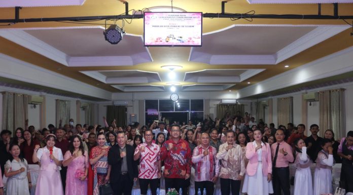 Gutmen Hadiri Perayaan Natal GKTI Ngabang