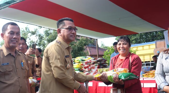 Pemkab Landak Gelar Gerakan Pangan Murah Jelang Natal dan Tahun Baru