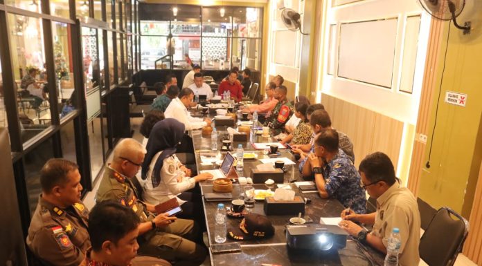 Antisipasi Gangguan Saat Nataru, Pj. Bupati Landak Gelar Rapat Bersama Forkopimda