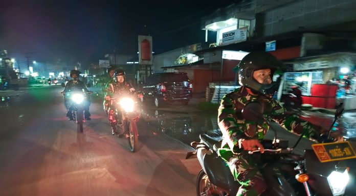 Antisipasi Potensi Kericuhan Jelang Malam Pergantian Tahun Personil Gabungan Gelar Patroli