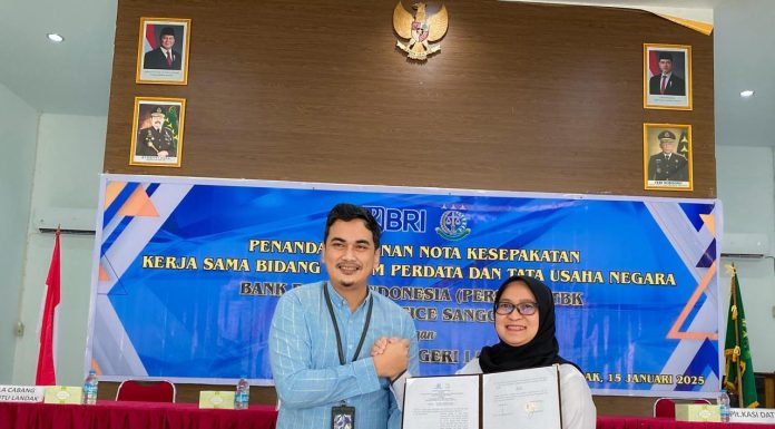 Kejaksaan Negeri Landak Bersama Bank BRI Tandatangani MoU Penanganan Masalah Hukum Bidang Perdata dan Tata Usaha Negara