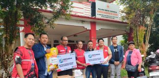Bantuan Bagi Korban Banjir di Landak Terus Mengalir