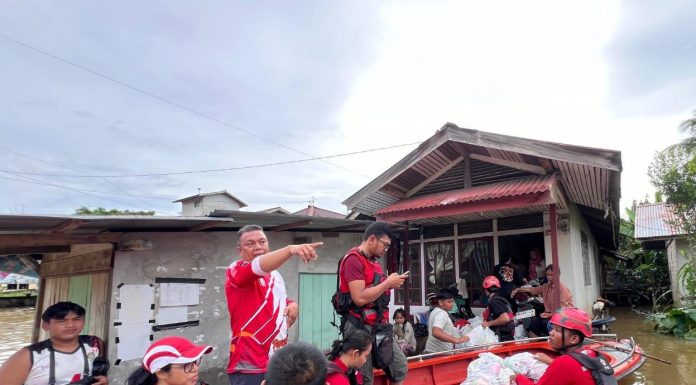 1.889 Paket Sembako Sudah Disalurkan PMI Landak Untuk Korban Banjir