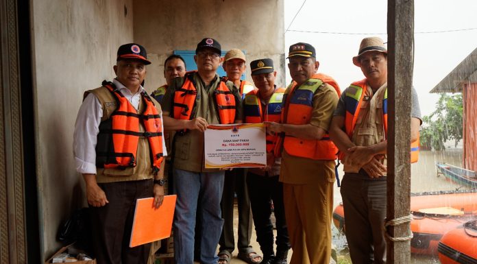 Pemkab Landak Terima Bantuan Dana Siap Pakai Dari BNPB