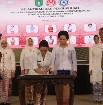 Bupati Karolin Dilantik Jadi Bunda PAUD Kabupaten Landak