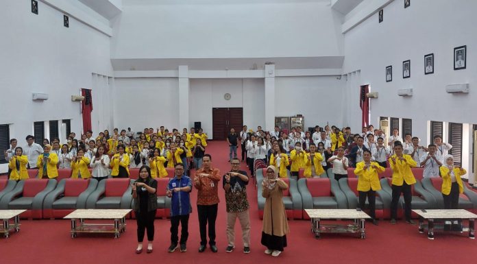 Salut Landak Gelar Penguatan Kapasitas dan Keterampilan Belajar Daring Bagi Mahasiswa Baru