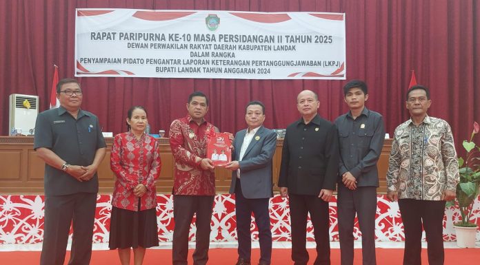 Pemkab Landak Sampaikan LKPJ Tahun Anggaran 2024 ke DPRD