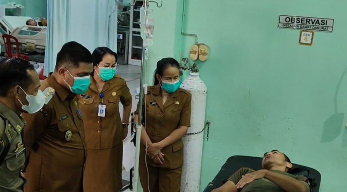 Wabup Landak Erani Sidak Layanan RSUD Landak Respon Keluhan Warga