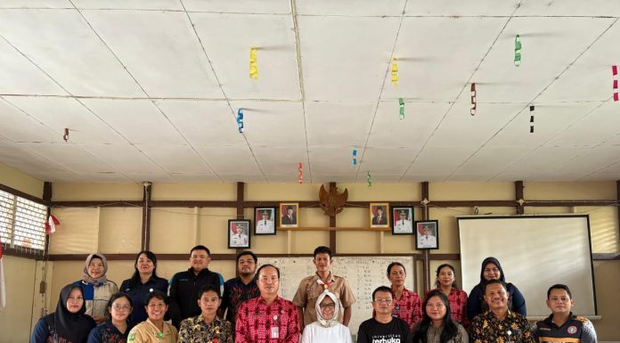 SALUT Landak Gelar Rapat Koordinasi dengan SMPN 1 Ngabang Demi UAS Berkualitas