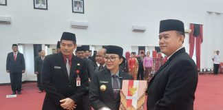 Bupati Karolin Lantik Tiga Pejabat Pimpinan Pratama, Kepala Disdukcapil dan Disdikbud Landak Berganti