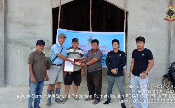PT. Agro Planindo Utama Salurkan Bantuan CSR ke Gereja ST. Klara Benedikta Semuntik
