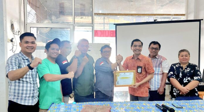 KPU Landak Kunjungi Sekretariat IWO untuk Koordinasi dan Apresiasi Pasca Pilkada 2024