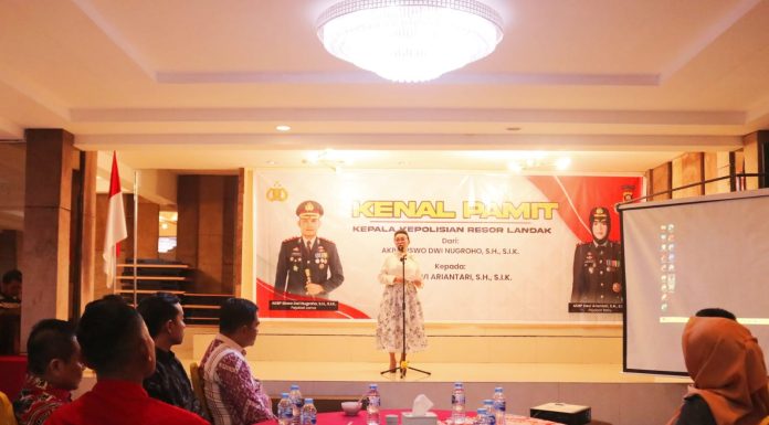 Bupati Dan Wakil Bupati Landak Hadiri Pisah Sambut Kapolres Landak