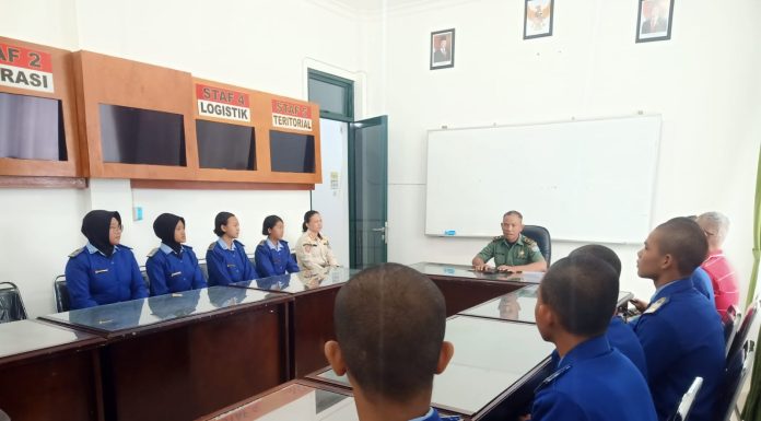 Kasdim 1210/Landak Sambut Siswa SMA Taruna Nusantara, Beri Motivasi Raih Cita-Cita