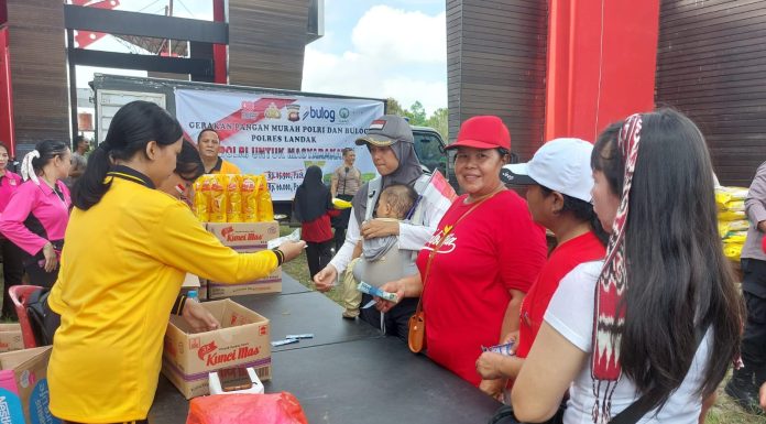 Polres Landak Gelar Pangan Murah, Sediakan 4 Ton Beras dan 1 Ton Minyak Goreng