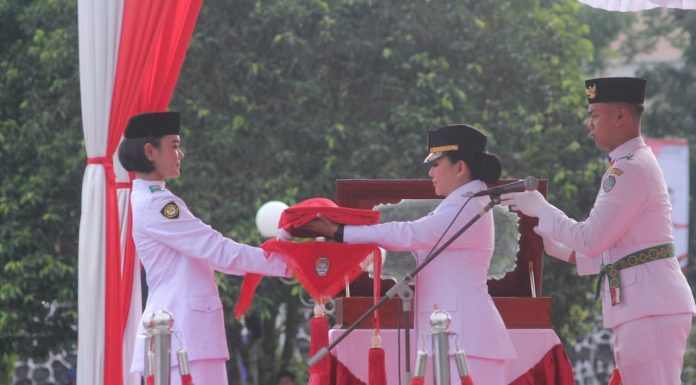 Peringatan HUT RI ke – 80 Pemkab Landak, Bupati Karolin : Bersama Membawa Indonesia Menuju Kemajuan