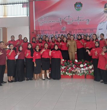 Bupati Landak Kukuhkan Komunitas Wanita Hebat, Siap Dampingi Perempuan dan Remaja