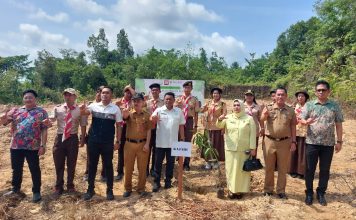 Peringati Hari Lahir Kejaksaan ke-80, Kejari Landak Gelar Aksi Tanam Pohon Massal