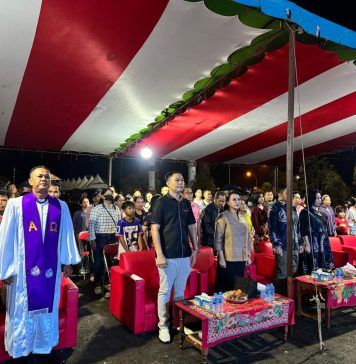 Bupati Karolin Buka KKR Oikumene