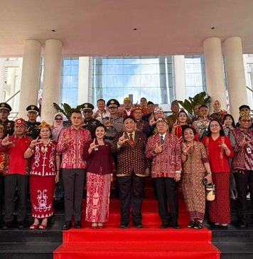 Bupati Karolin Ajak Warga Bersatu Membangun Landak Berdaya di Usia ke-26