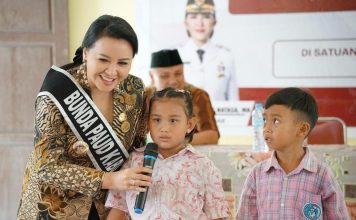 Bunda PAUD Landak Ajak Anak TK Belajar Sikat Gigi Sehat Sejak Dini