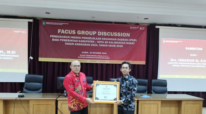 Pemda Landak Terima IPKD Terbaik Kapasitas Fiskal Sedang