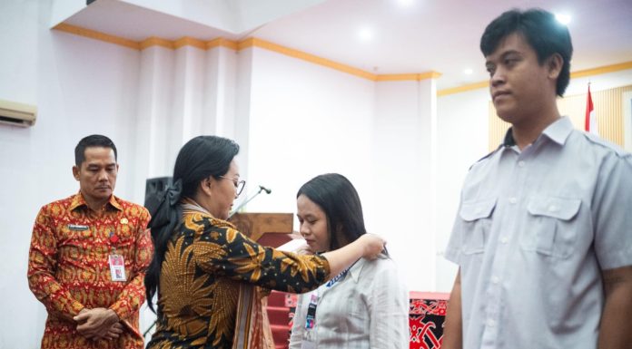 Bupati Karolin Buka Pelatihan Lanjutan UMKM Landak: Dorong Inovasi dan Daya Saing Produk Lokal