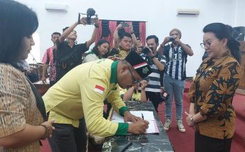 Bupati Karolin Buka Muskomcab dan Mapenta Pemuda Katolik Landak: Cetak Kader Tangguh dan Profesional