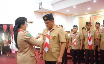 Bupati Karolin Lantik Pengurus Baru Kwarcab Pramuka Landak 2025–2030
